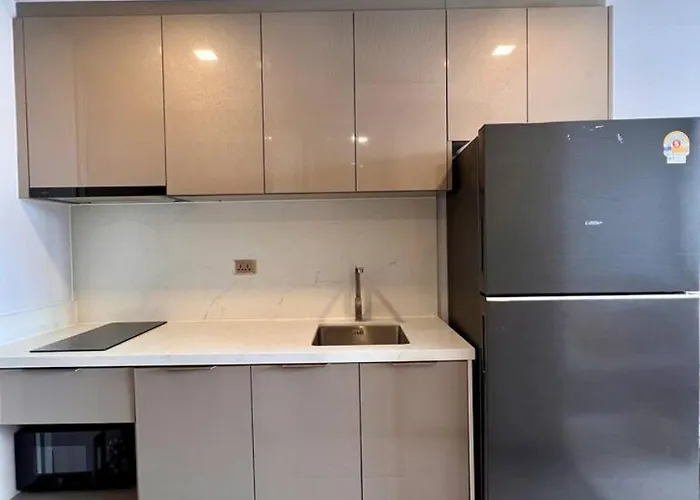 Apartment In Unit Workspace Gym And Infinity Pool Mrt 200m