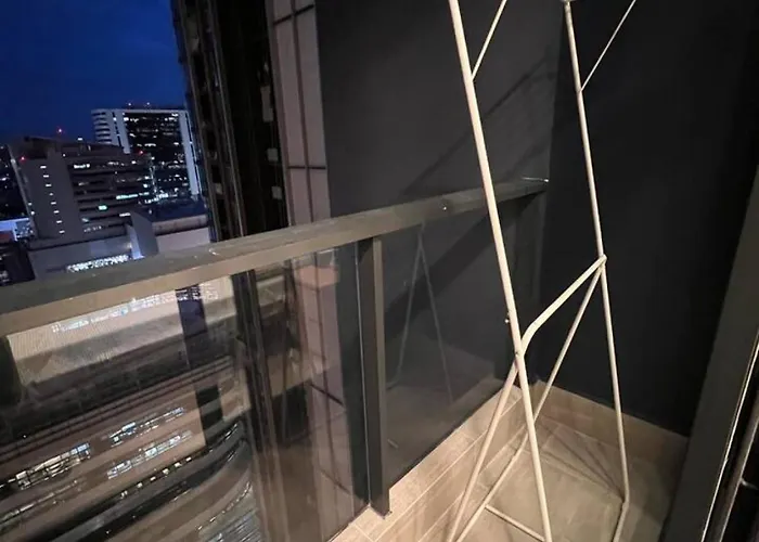 Apartment In Unit Workspace Gym And Infinity Pool Mrt 200m *
