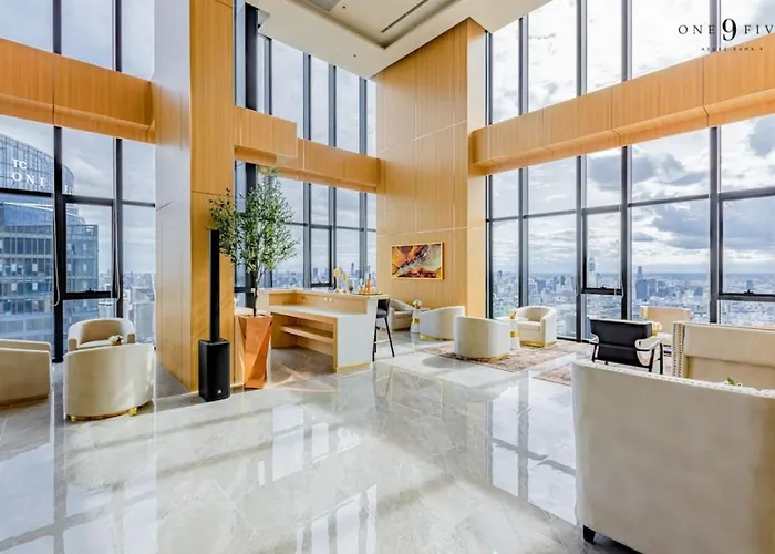 In Unit Workspace Gym And Infinity Pool Mrt 200m Apartment Bangkok